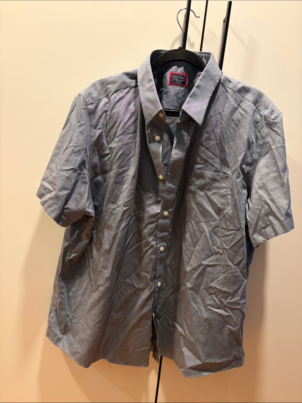 UNTUCKit Short-Sleeve Button-Down Shirt in Light Blue Plaid